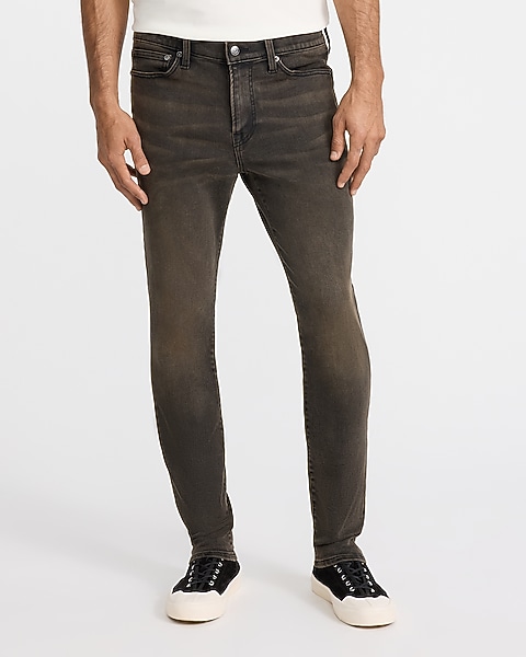 DARK WASH