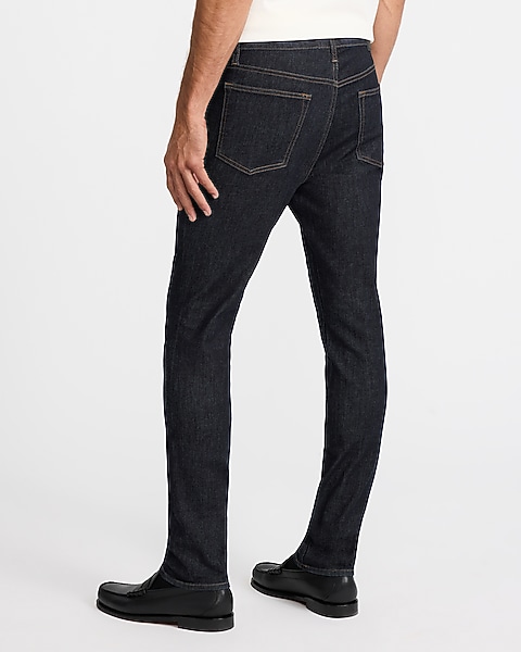 0024_03328445_0020_f003.jpg