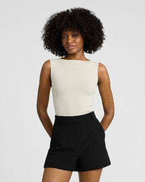 Editor Studio Stretch Twill High Waisted Tailored Shorts