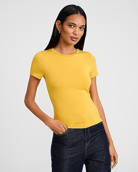 GOLDEN YELLOW