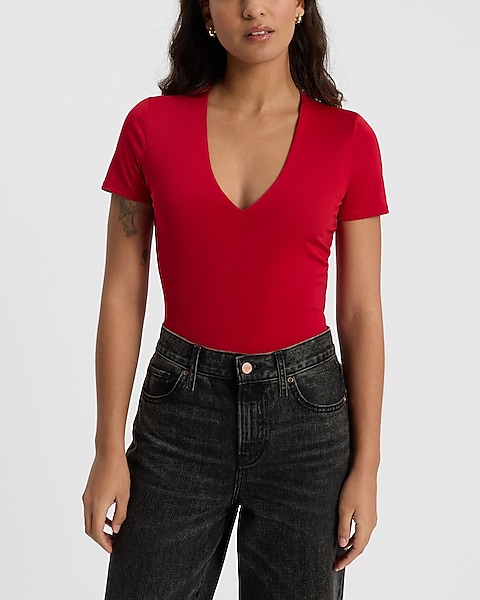 LIPSTICK RED