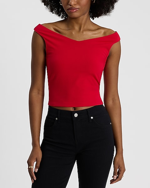 LIPSTICK RED
