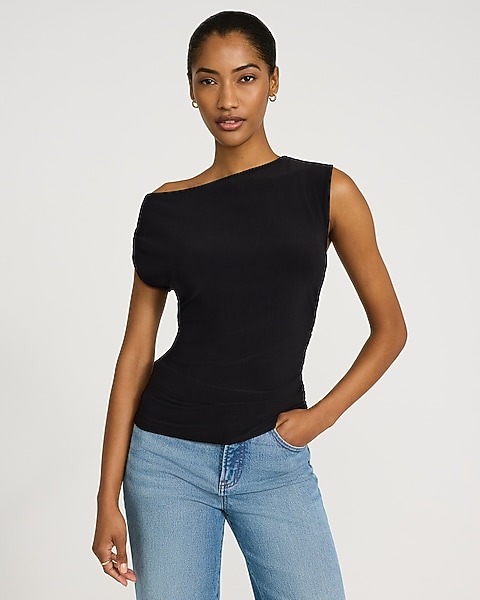 PITCH BLACK
