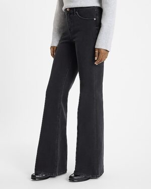 Mid Rise Black Wash '70s Flare Jeans