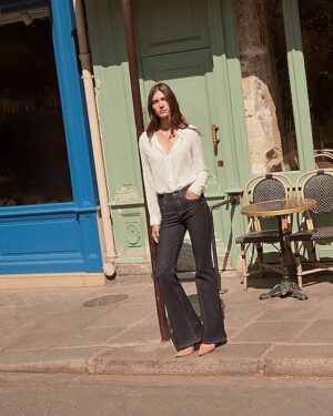 Mid Rise Dark Wash Rinse FlexX '70s Flare Jeans