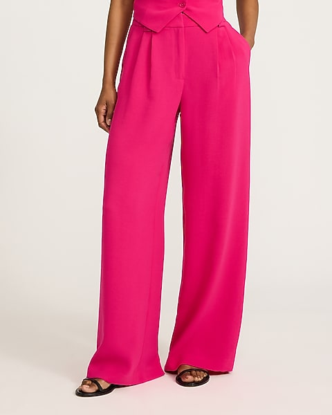 HOT PINK