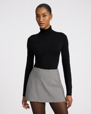 Editor Super High Waisted Houndstooth Mini Skort