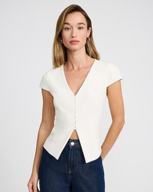 Signature Stretch Short Sleeve Hook & Eye Tailored Top