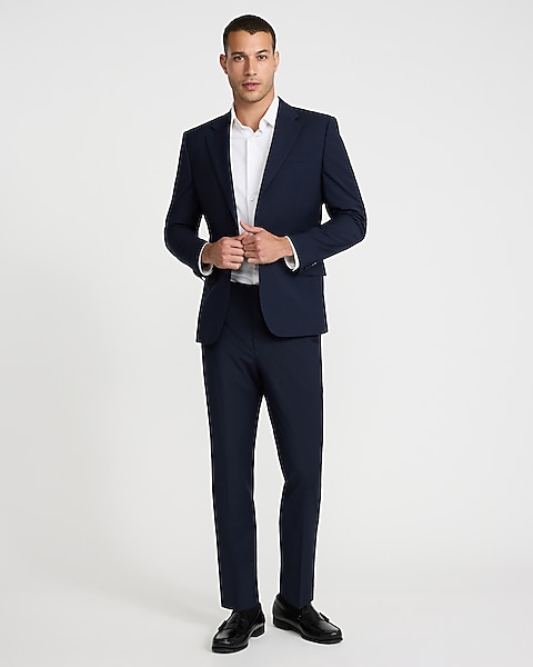 82_2025_full_suiting_m_f001.jpg